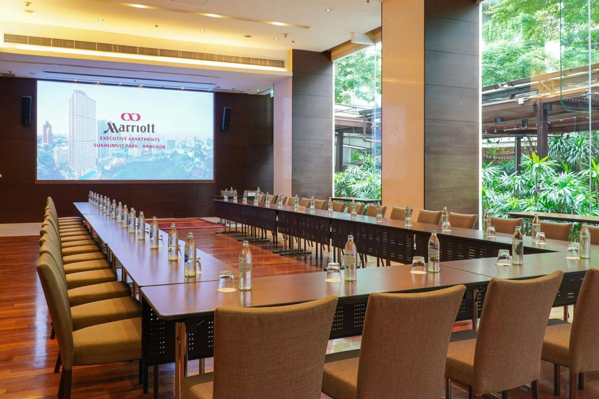 Marriott Executive Apartments - Sukhumvit Park, Bangkok Exterior foto